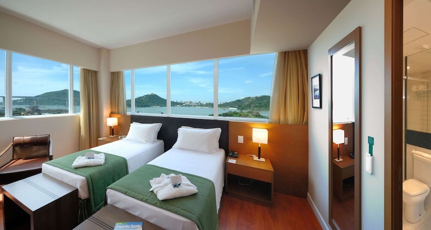 Imagen de la habitación del Hotel Golden Tulip Porto Vit&oacute;ria. Foto 19