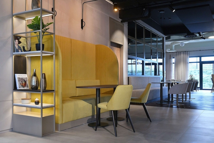 Imagen de los interiores del Hotel Golden Tulip Reims. Foto 18