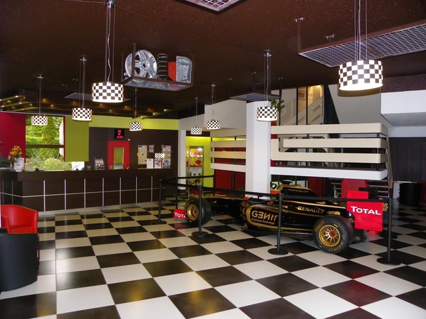 Imagen de los interiores del Hotel Golden Tulip Roissy Saint Witz. Foto 10