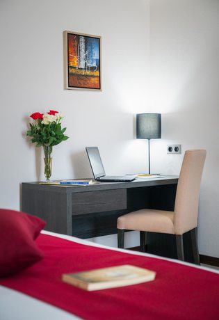 Imagen de la habitación del Hotel Golden Tulip Royaume. Foto 7