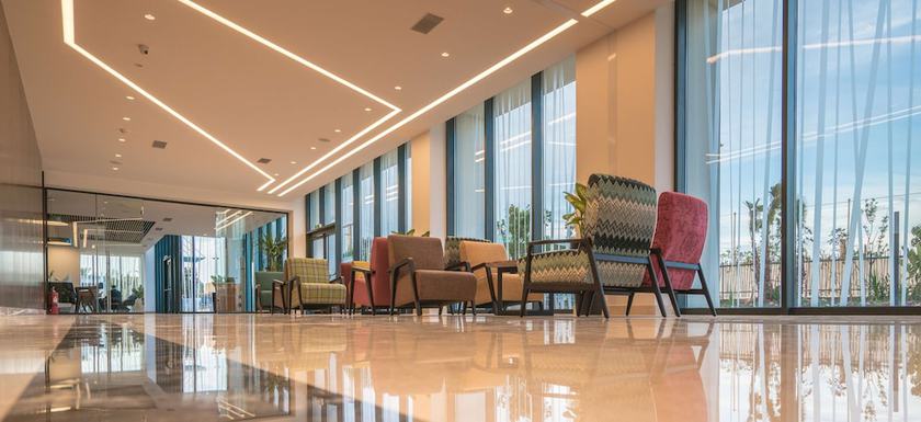 Imagen de los interiores del Hotel Golden Tulip Royaume. Foto 19