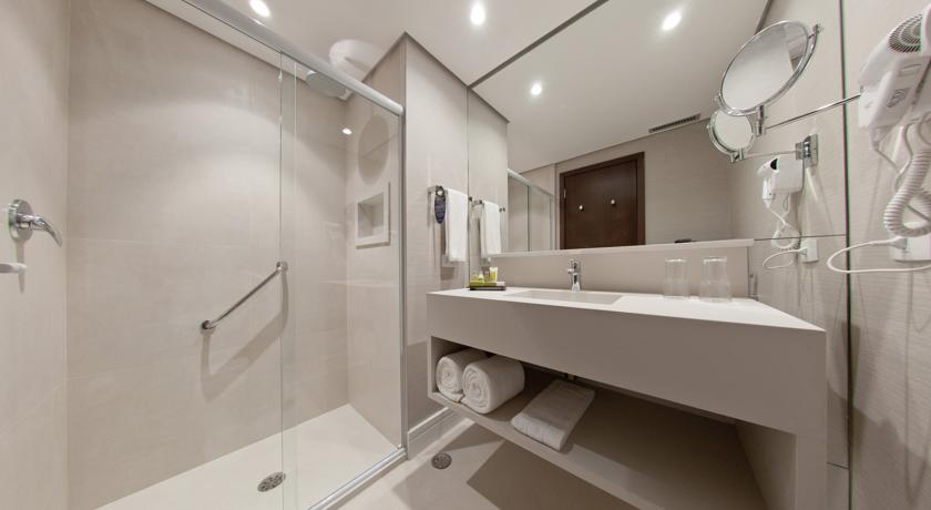 Imagen general del Hotel Golden Tulip Sao Jose Dos Campos. Foto 6