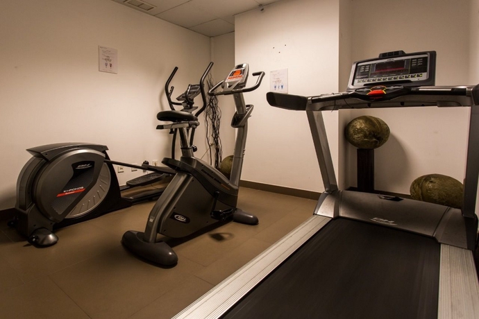 Imagen general del Hotel Golden Tulip São João Da Madeira. Foto 12