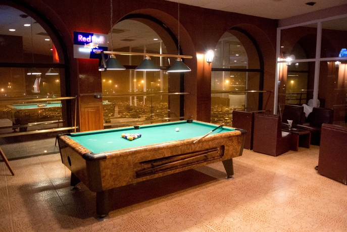 Imagen del bar/restaurante del Hotel Golden Tulip Seeb. Foto 6