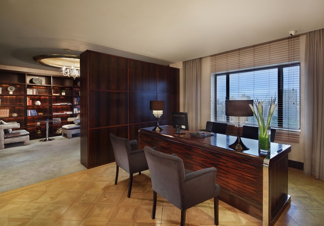 Imagen de la habitación del Hotel Golden Tulip Shanghai Hongqiao. Foto 2