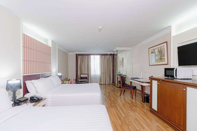 Imagen de la habitación del Hotel Golden Tulip Sovereign Bangkok. Foto 4