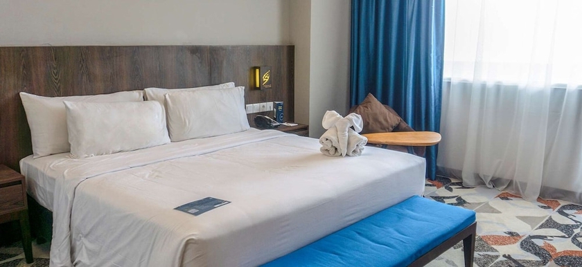 Imagen de la habitación del Hotel Golden Tulip Springhill Lampung. Foto 11