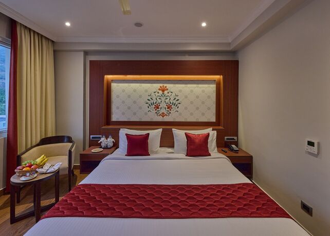 Imagen de la habitación del Hotel Golden Tulip Tirupati. Foto 21