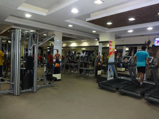 Imagen de los interiores del Hotel Golden Tulip Udaipur. Foto 8