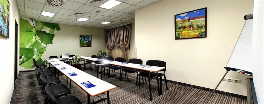 Imagen de los interiores del Hotel Golden Tulip Varna. Foto 11