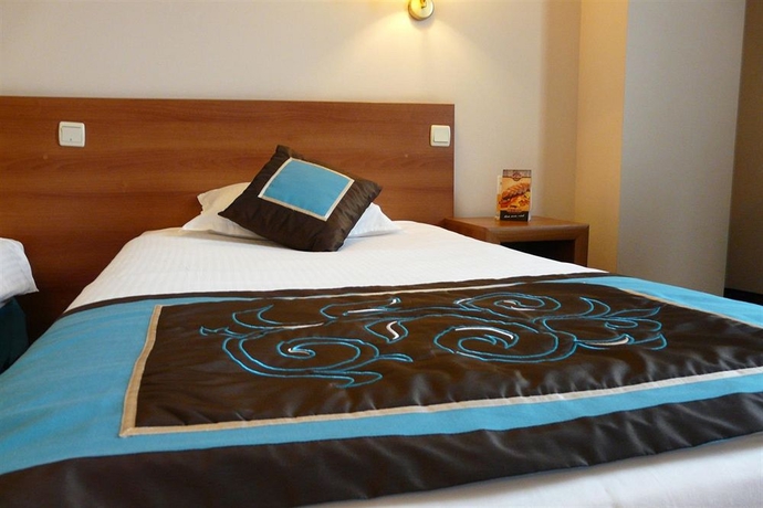 Imagen de la habitación del Hotel Golden Tulip Varna. Foto 7