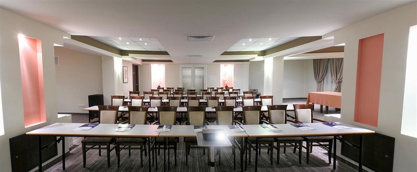 Imagen de los interiores del Hotel Golden Tulip Varna. Foto 15