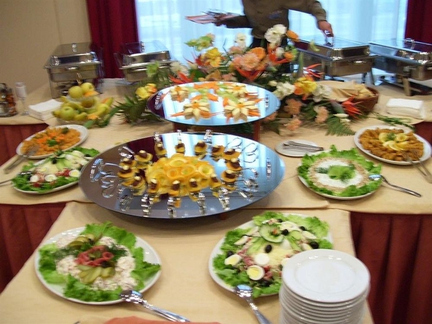 Imagen del bar/restaurante del Hotel Golden Tulip Varna. Foto 5