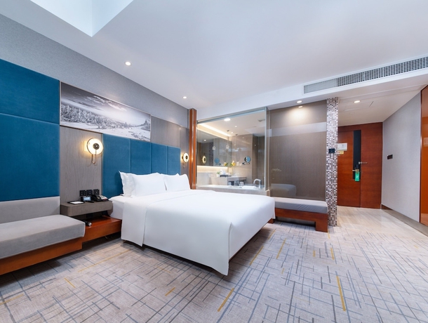 Imagen de la habitación del Hotel Golden Tulip Wuhan Wangjiawan. Foto 9