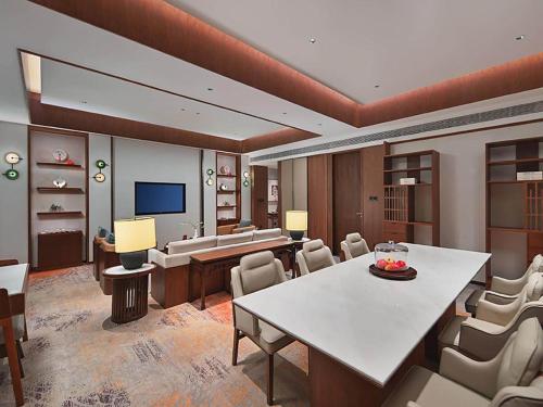 Imagen general del Hotel Golden Tulip Xuzhou Huaihai. Foto 8