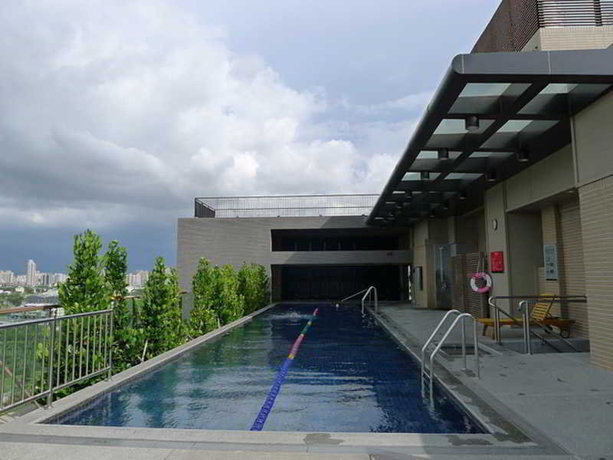 Imagen de la piscina del Hotel Golden Tulip Zhong Xin. Foto 10