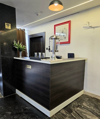 Imagen de los interiores del Hotel Golden Tulip\'z. Foto 15