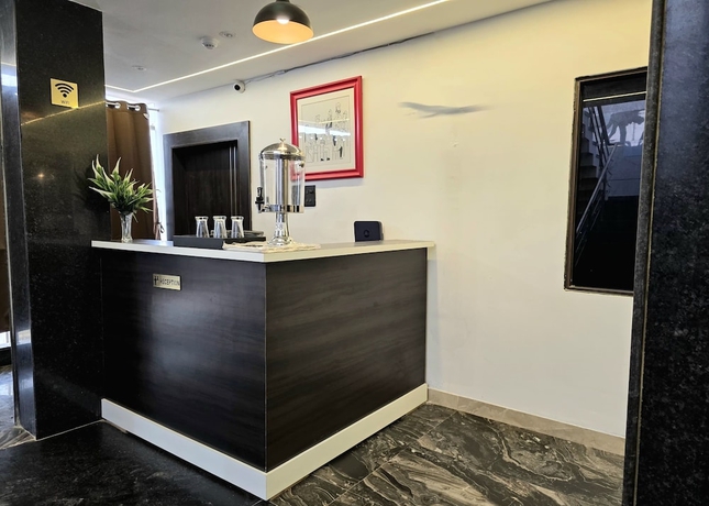 Imagen de los interiores del Hotel Golden Tulip\'z. Foto 16