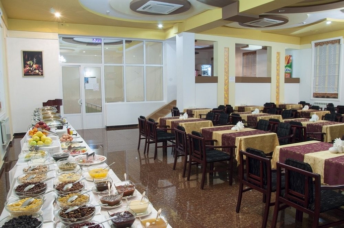 Imagen del bar/restaurante del Hotel Golden Valley, Taskent. Foto 3