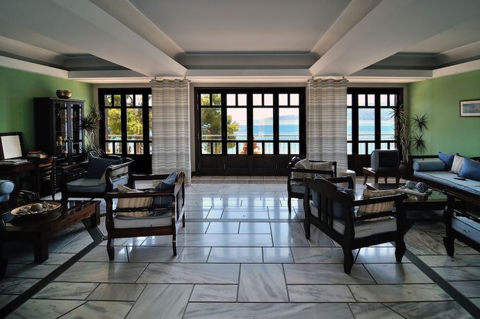 Imagen de los interiores del Hotel Golden View Beach. Foto 20