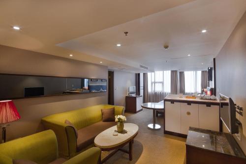 Imagen de la habitación del Hotel Golden View, Chongqing. Foto 6