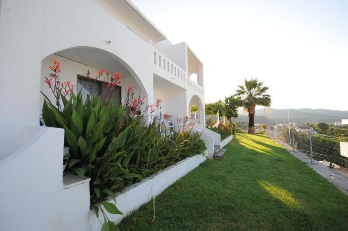 Imagen de la habitación del Hotel Golden View Studios. Foto 4