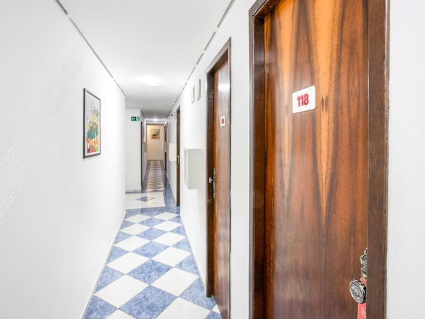 Imagen de los interiores del Hotel Golden Vilage Vila Maria. Foto 18