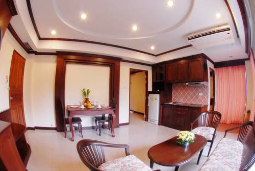 Imagen de la habitación del Hotel Golden Villa, PATTAYA BEACH. Foto 3