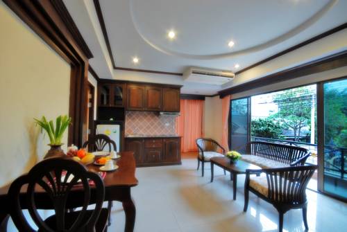 Imagen de la habitación del Hotel Golden Villa, PATTAYA BEACH. Foto 14
