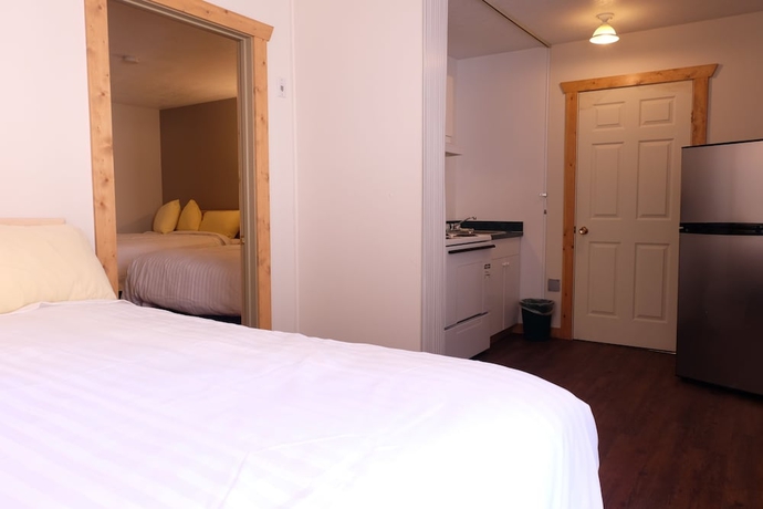 Imagen de la habitación del Hotel Golden Village Lodge. Foto 2