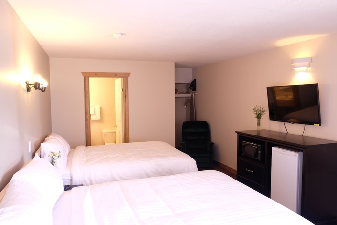 Imagen de la habitación del Hotel Golden Village Lodge. Foto 12
