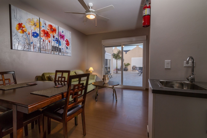 Imagen de los interiores del Hotel Golden Villas Aruba. Foto 14