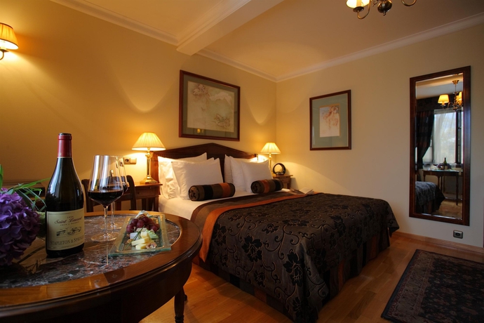 Imagen de la habitación del Hotel Golden Well. Foto 3