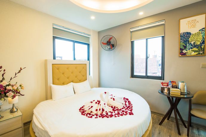 Imagen de la habitación del Hotel Golden hotel, Hanoi. Foto 8