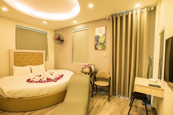Imagen de la habitación del Hotel Golden hotel, Hanoi. Foto 15