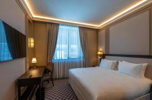 Imagen general del Hotel GoldenEye & Casino. Foto 5