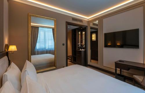 Imagen general del Hotel GoldenEye & Casino. Foto 6