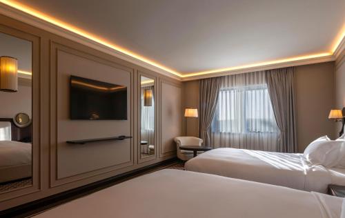 Imagen de la habitación del Hotel GoldenEye & Casino. Foto 20