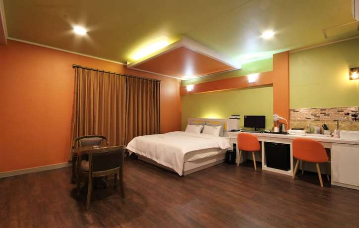 Imagen de la habitación del Hotel GoldenRoot in Gimhae. Foto 15