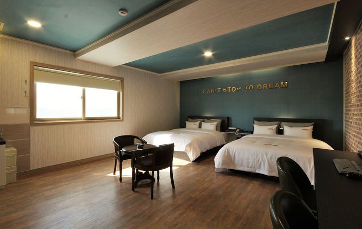 Imagen de la habitación del Hotel GoldenRoot in Gimhae. Foto 16