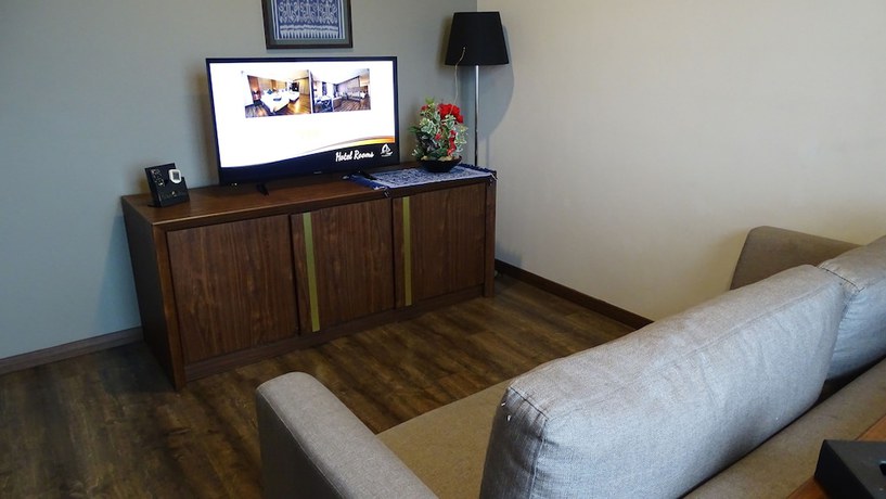 Imagen de la habitación del Hotel Goldenbay. Foto 9