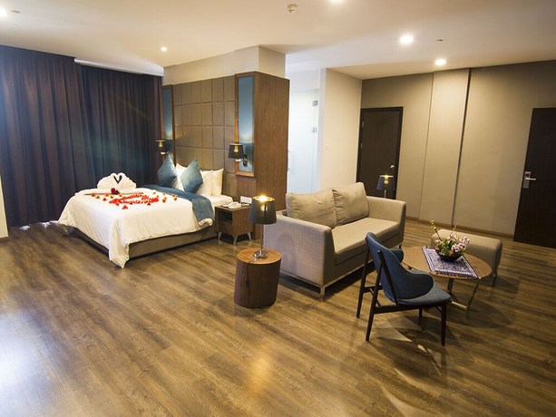 Imagen de la habitación del Hotel Goldenbay. Foto 16