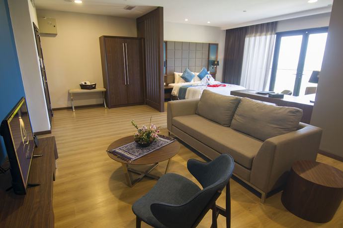 Imagen de la habitación del Hotel Goldenbay. Foto 17
