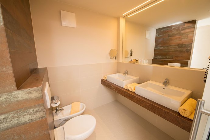 Imagen de la habitación del Hotel Goldene Rose, Silandro. Foto 13