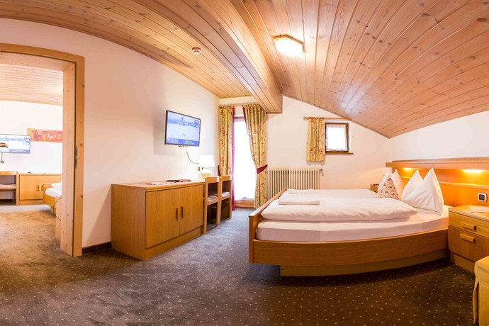 Imagen de la habitación del Hotel Goldene Rose, Welsberg-Taisten - Monguelfo-Tesido. Foto 9