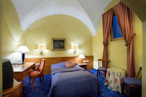 Imagen de la habitación del Hotel Goldene Sonne. Foto 11