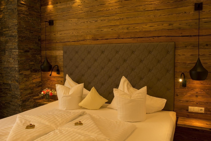 Imagen de la habitación del Hotel Goldener Adler, BW Signature Collection. Foto 7