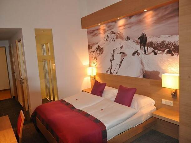 Imagen general del Hotel Goldener Adler Wattens. Foto 12