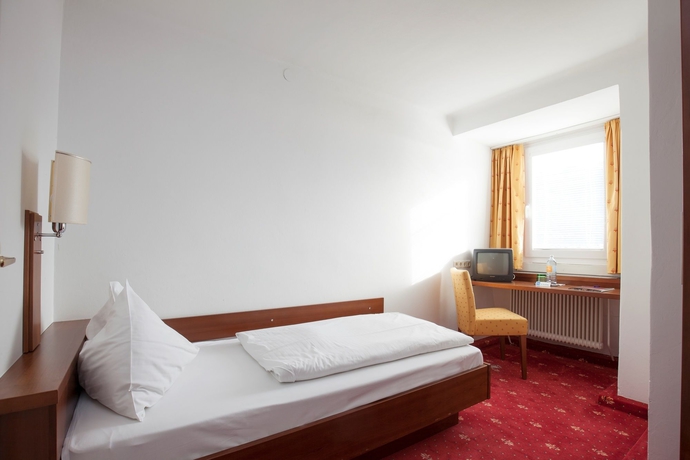 Imagen de la habitación del Hotel Goldener Brunnen. Foto 13