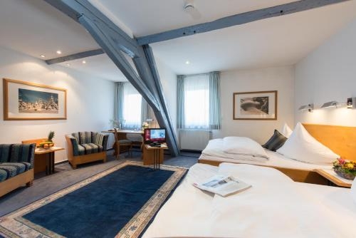 Imagen de la habitación del Hotel Goldener Engel. Foto 8